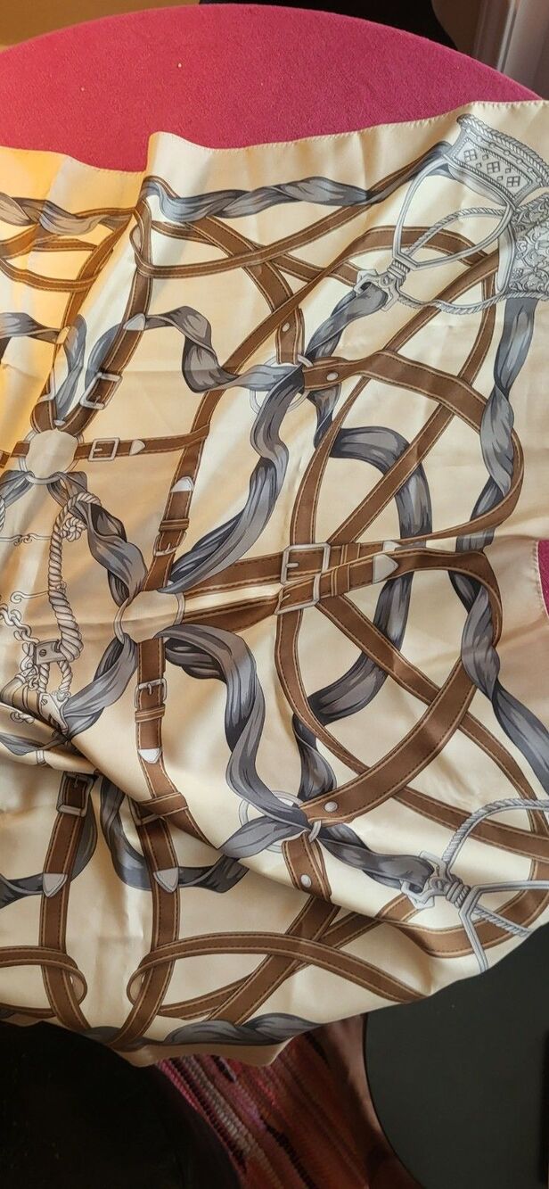 BROOKS BROTHERS 100% Silk Equestrian Scarf Made in Italy -34” Square Rolled Edge - Picture 4 of 5
